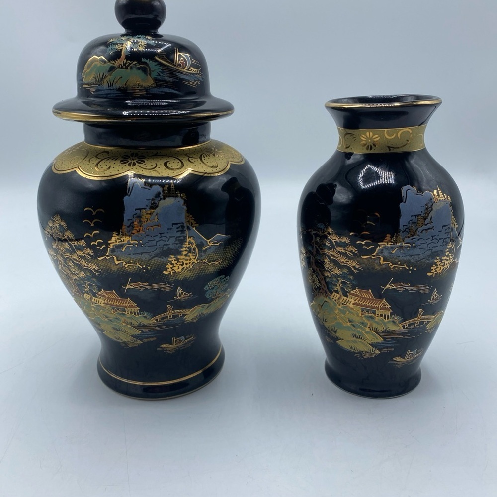 Vintage Japanese Black Gold Landscape Ginger Jar Vases Lid 8.5" Handpainted